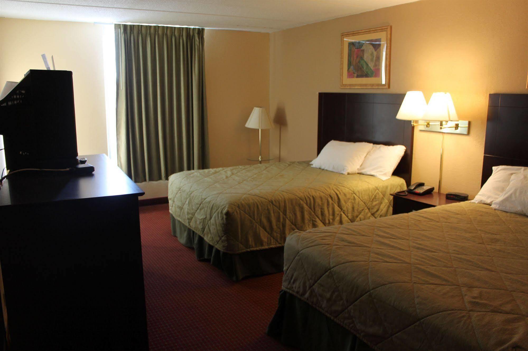 Baymont By Wyndham Florence Cincinnati Esterno foto