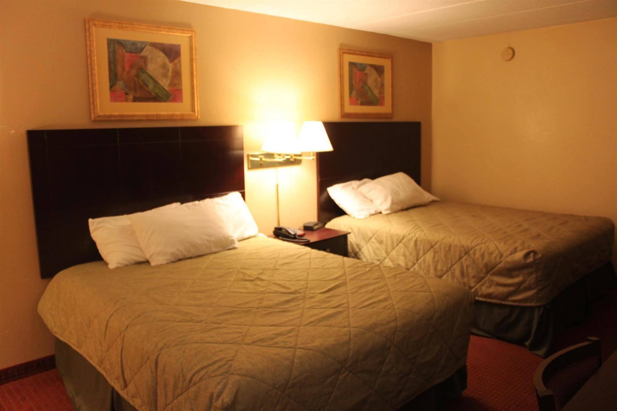 Baymont By Wyndham Florence Cincinnati Esterno foto