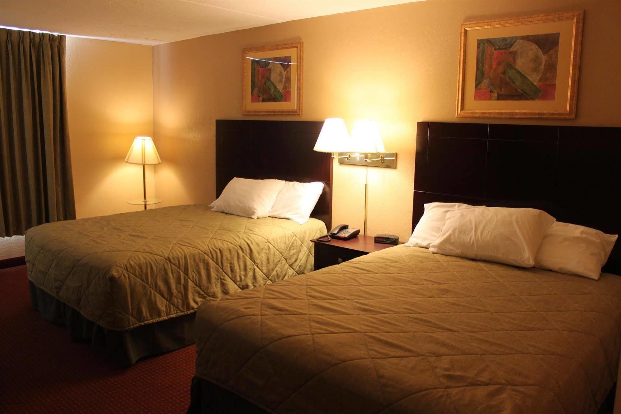 Baymont By Wyndham Florence Cincinnati Esterno foto